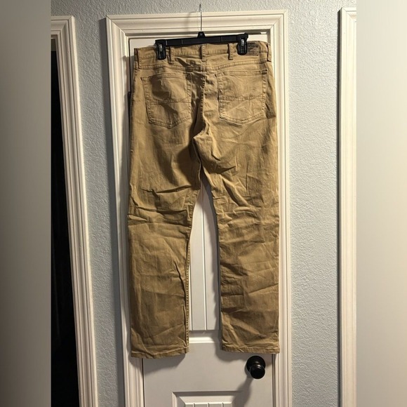 Wrangler Mens 34x30 Khaki Chino Pants Slim Straight Workwear Casual Stretch - Picture 3 of 4